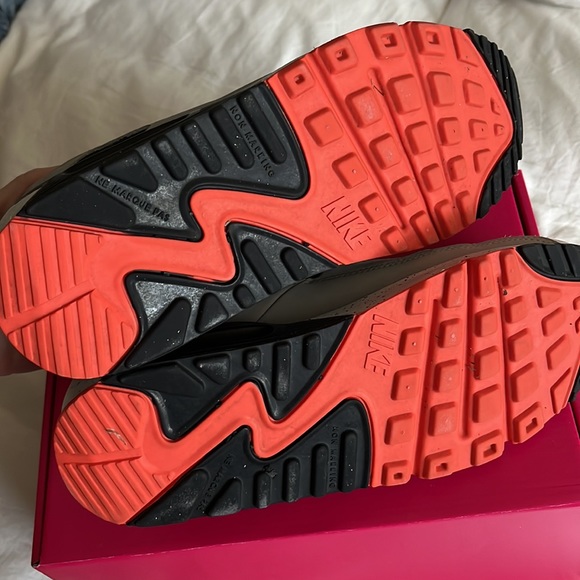 Nike Air Max - Picture 6 of 6